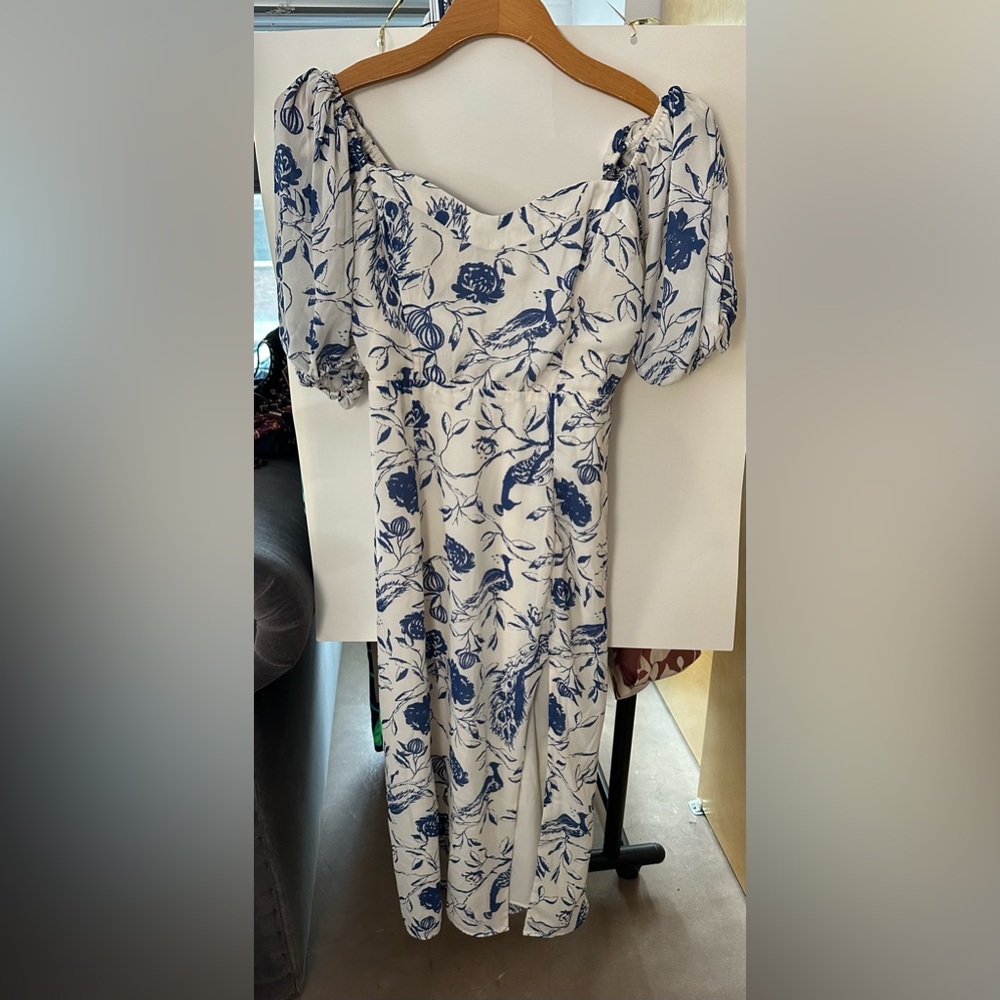Abercrombie & Fitch Pretty Blue and White Patterned Midi Dress